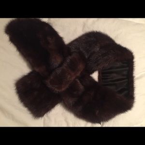 Mink scarf ❄️☃️❄️ perfect on any sweater.